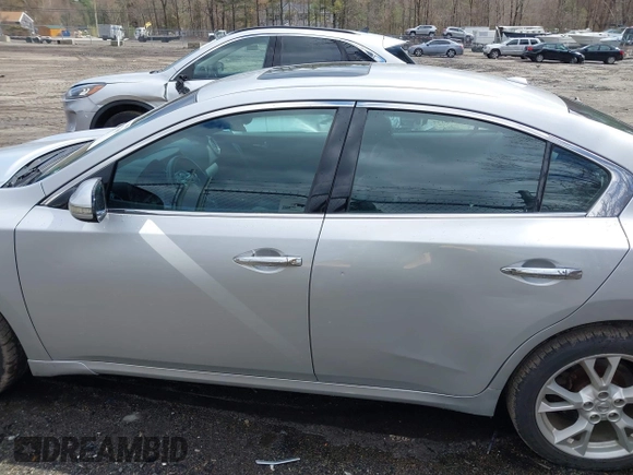 2013 Nissan Maxima S with VIN 1N4AA5AP0DC838596, listed as a IAAI auction lot 41992360 with 117,096 mi miles and . Bid and sale history available at DreamBid. Image 15.