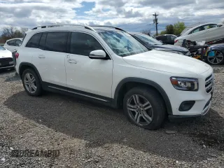 2021 Mercedes-Benz GLB 250 z VIN W1N4M4HB5MW128121, wystawiony jako Copart lot #52892965 z przebiegiem 52 817 mil mil oraz Szkoda całkowita • Salvage title. Historia ofert i sprzedaży dostępna na DreamBid. Obrazek 4.