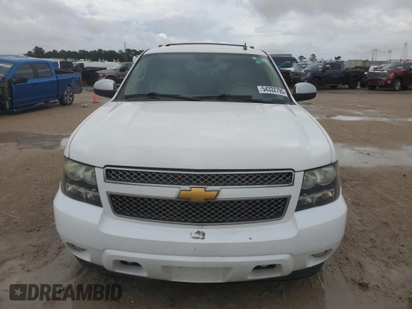 2014 Chevrolet Suburban LT with VIN 1GNSCJE08ER180837, listed as a Copart auction lot 54332795 with 158,272 mi miles and Clean Title. Bid and sale history available at carsss.com. Image 5.