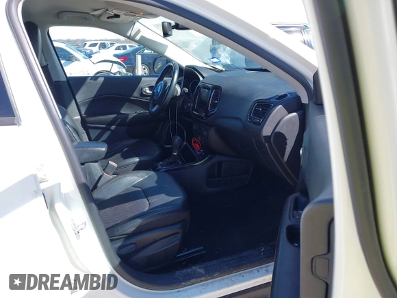 2021 Jeep Compass Limited with VIN 3C4NJCCBXMT573563, listed as a IAAI auction lot 41687325 with 75,768 mi miles and . Bid and sale history available at DreamBid. Image 5.