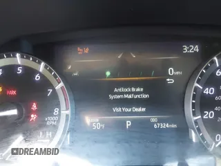 2022 Toyota Highlander XLE with VIN 5TDGZRBH4NS575217, listed as a IAAI auction lot 41863526 with 67,324 mi miles and . Bid and sale history available at DreamBid. Image 7.
