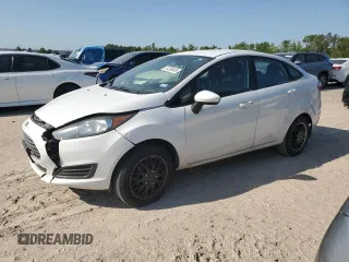 2018 Ford Fiesta S z VIN 3FADP4AJ1JM132362, wystawiony jako Copart lot #51289245 z przebiegiem 116 336 mil mil oraz Szkoda całkowita • Salvage title. Historia ofert i sprzedaży dostępna na DreamBid. Obrazek 1.