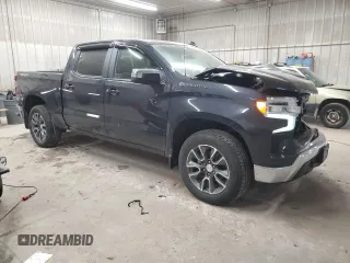 2024 Chevrolet Silverado 1500 LT with VIN 1GCPDKEK0RZ125582, listed as a Copart auction lot 46154625 with 19,869 mi miles and Salvage Title. Bid and sale history available at carsss.com. Image 4.