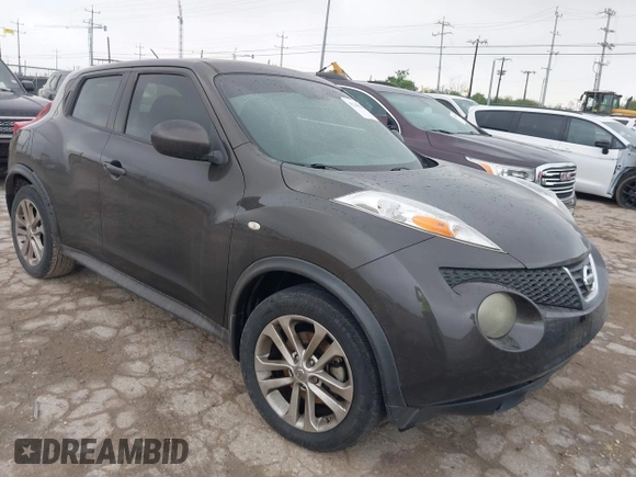 2013 Nissan Juke SV with VIN JN8AF5MR4DT202647, listed as a IAAI auction lot 42200661 with 145,152 mi miles. Bid and sale history available at carsss.com. Image 1.