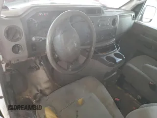 2011 Ford Econoline Cargo Commercial z VIN 1FTNE2EW8BDA87772, wystawiony jako Copart lot #56760605 z przebiegiem 190 358 mil mil oraz Szkoda całkowita • Salvage title. Historia ofert i sprzedaży dostępna na DreamBid. Obrazek 8.