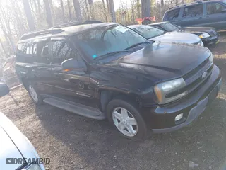 2003 Chevrolet TrailBlazer EXT LT with VIN 1GNET16S936204798, listed as a IAAI auction lot 41870110 with 98,270 mi miles. Bid and sale history available at carsss.com. Image 1.