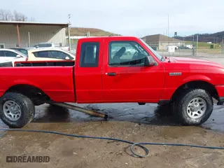 2011 Ford Ranger XLT with VIN 1FTLR4FE1BPA42023, listed as a IAAI auction lot 41812346 with 66,213 mi miles. Bid and sale history available at carsss.com. Image 13.