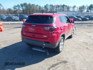 2018 Jeep Compass Altitude with VIN 3C4NJCBB0JT471301, listed as a IAAI auction lot 41859871 with 81,082 mi miles and . Bid and sale history available at DreamBid. Image 4.