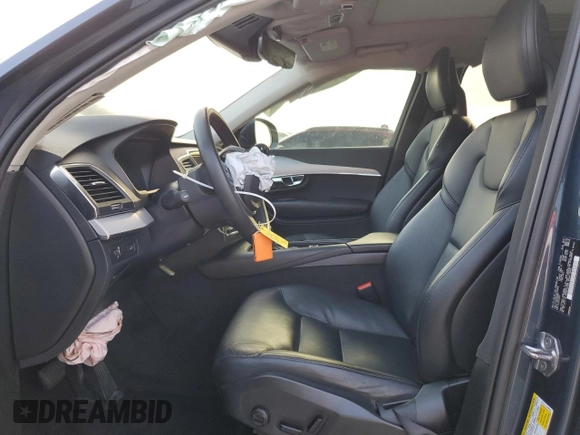2022 Volvo XC90 Momentum with VIN YV4102CKXN1780939, listed as a Copart auction lot 44514105 with 79,370 mi miles and Salvage Title. Bid and sale history available at DreamBid. Image 7.