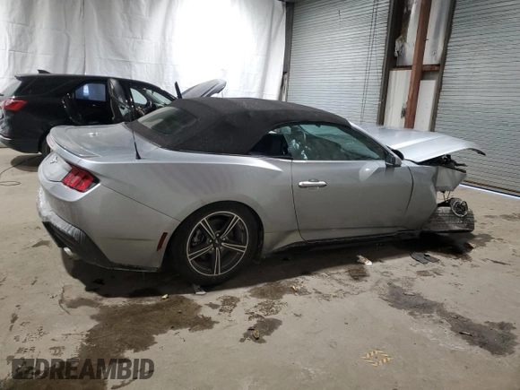 2024 Ford Mustang EcoBoost with VIN 1FAGP8UH2R5133180, listed as a Copart auction lot 87293434 with 24,451 mi miles and Salvage Title. Bid and sale history available at carsss.com. Image 3.