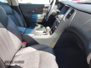 2017 Infiniti QX50 with VIN JN1BJ0RPXHM389985, listed as a IAAI auction lot 42002390 with 29,133 mi miles. Bid and sale history available at carsss.com. Image 5.