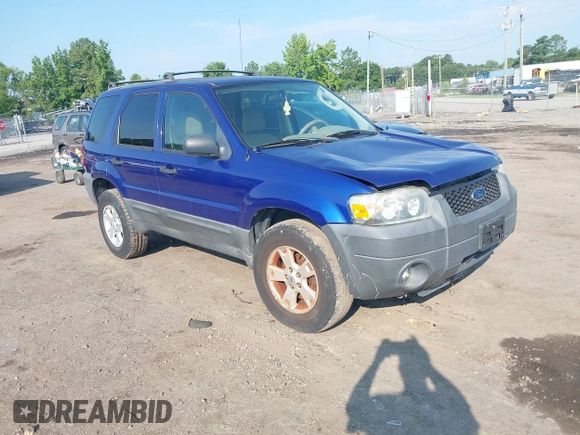 2005 Ford Escape XLT z VIN 1FMYU93105KB75632, wystawiony jako IAAI lot #42686073 z przebiegiem 146 084 mil mil oraz . Historia ofert i sprzedaży dostępna na DreamBid. Obrazek 1.