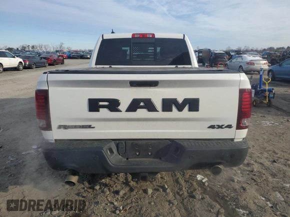 2016 Ram 1500 Rebel z VIN 1C6RR7YT3GS385998, wystawiony jako Copart lot #88633265 z przebiegiem 133 802 mil mil oraz Szkody całkowita. Historia ofert i sprzedaży dostępna na DreamBid. Obrazek 6.