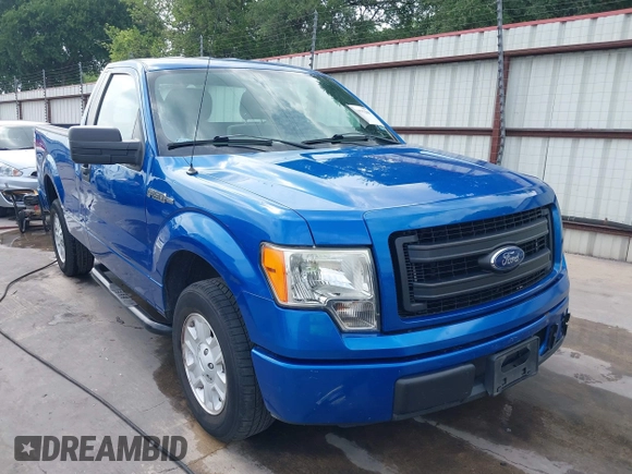 2013 Ford F-150 XL with VIN 1FTMF1CM4DKF58917, listed as a IAAI auction lot 42075200 with 133,401 mi miles and . Bid and sale history available at DreamBid. Image 1.