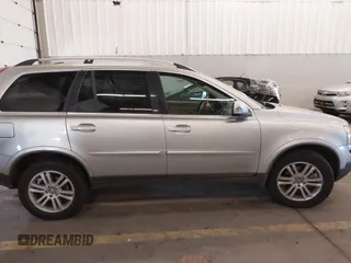 2007 Volvo XC90 V8 with VIN YV4CZ852871404564, listed as a IAAI auction lot 41429219 with 152,512 mi miles. Bid and sale history available at carsss.com. Image 13.
