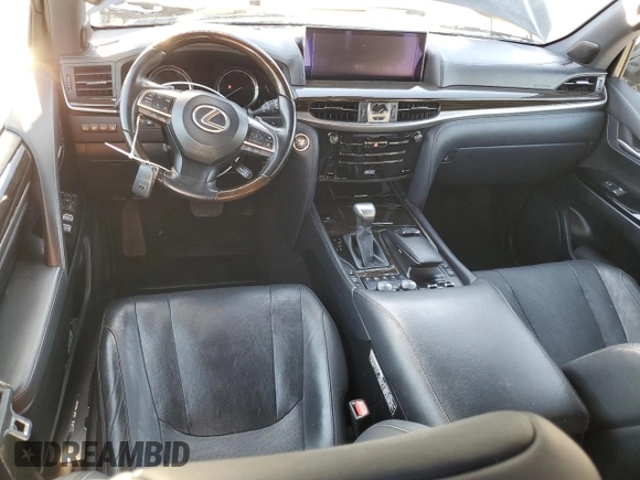 2020 Lexus LX 570 z VIN JTJDY7AX1L4332179, wystawiony jako Copart lot #77017714 z przebiegiem 49 756 mil mil oraz Szkoda całkowita • Salvage title. Historia ofert i sprzedaży dostępna na DreamBid. Obrazek 8.