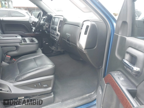 2018 GMC Sierra 1500 SLT z VIN 3GTU2NEC7JG532029, wystawiony jako IAAI lot #41930662 z przebiegiem 117 878 mil mil oraz . Historia ofert i sprzedaży dostępna na DreamBid. Obrazek 5.