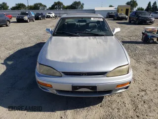 1995 Toyota Camry LE z VIN JT2SK12E1S0317363, wystawiony jako Copart lot #58652095 z przebiegiem 317 577 mil mil oraz Czysty tytuł • Clean title. Historia ofert i sprzedaży dostępna na DreamBid. Obrazek 5.