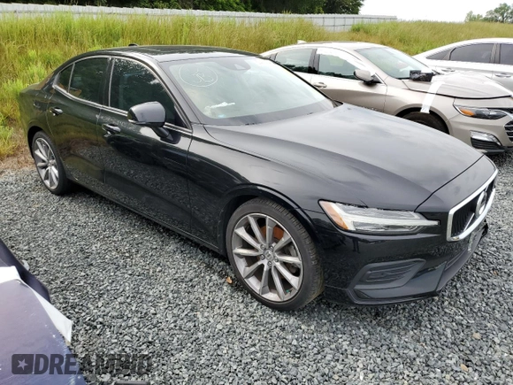 2019 Volvo S60 Momentum with VIN 7JR102FK4KG002080, listed as a Copart auction lot 52478934 with 54,852 mi miles. Bid and sale history available at carsss.com. Image 4.