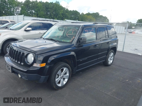 2014 Jeep Patriot Latitude z VIN 1C4NJPFB9ED549989, wystawiony jako IAAI lot #42656294 z przebiegiem 89 945 mil mil oraz . Historia ofert i sprzedaży dostępna na DreamBid. Obrazek 2.