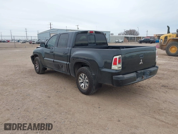 2008 Mitsubishi Raider LS z VIN 1Z7HC28K18S588457, wystawiony jako IAAI lot #41597701 z przebiegiem 155 343 mil mil oraz . Historia ofert i sprzedaży dostępna na DreamBid. Obrazek 3.