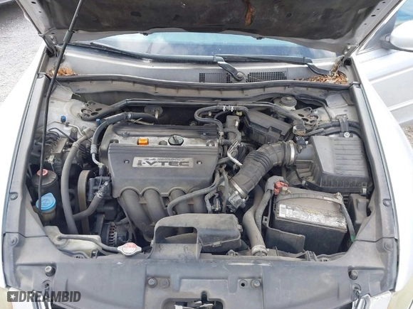 2008 Honda Accord Sdn EX-L with VIN 1HGCP26818A072690, listed as a IAAI auction lot 41797411 with 198082 miles. Bid and sale history available at carsss.com. Image 10.