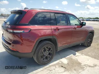2024 Jeep Grand Cherokee Altitude with VIN 1C4RJGAG3R8546623, listed as a Copart auction lot 58537215 with 28,057 mi miles and Clean title. Bid and sale history available at DreamBid. Image 3.