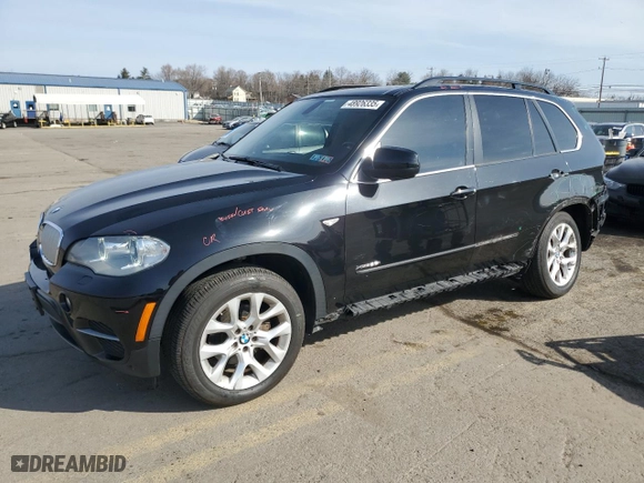 2013 BMW X5 xDrive35i with VIN 5UXZV4C56D0G53432, listed as a Copart auction lot 48926335 with 114,759 mi miles and Salvage Title. Bid and sale history available at carsss.com. Image 1.