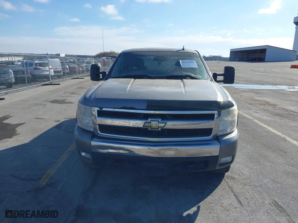 2007 Chevrolet Silverado 1500 LTZ with VIN 2GCEK13MX71529698, listed as a IAAI auction lot 41590698 with 244,705 mi miles. Bid and sale history available at carsss.com. Image 12.