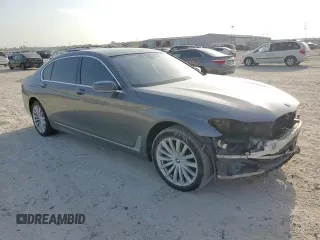 2018 BMW 7 Series 740i with VIN WBA7E2C56JG741634, listed as a Copart auction lot 61530123 with 82,207 mi miles. Bid and sale history available at carsss.com. Image 10.