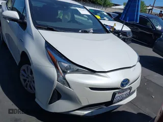 2018 Toyota Prius Two with VIN JTDKBRFU7J3063887, listed as a IAAI auction lot 41938978 with 220,771 mi miles. Bid and sale history available at carsss.com. Image 12.