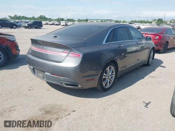 2014 Lincoln MKZ Hybrid z VIN 3LN6L2LU1ER831747, wystawiony jako IAAI lot #42053619 z przebiegiem 137 062 mil mil oraz . Historia ofert i sprzedaży dostępna na DreamBid. Obrazek 4.