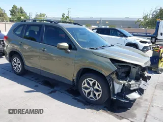 2022 Subaru Forester Premium z VIN JF2SKAEC2NH431414, wystawiony jako IAAI lot #42404661 z przebiegiem 51 516 mil mil oraz . Historia ofert i sprzedaży dostępna na DreamBid. Obrazek 1.
