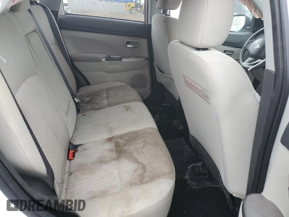 2018 Mitsubishi Outlander ES z VIN JA4AR3AU1JZ019712, wystawiony jako Copart lot #54940985 z przebiegiem 77 778 mil mil oraz Szkoda całkowita • Salvage title. Historia ofert i sprzedaży dostępna na DreamBid. Obrazek 11.