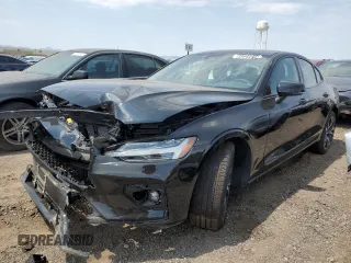 2024 Volvo S60 Core Dark Theme with VIN 7JRL12FK1RG324997, listed as a Copart auction lot 64224614 with 981 mi miles and Salvage Title. Bid and sale history available at carsss.com. Image 1.