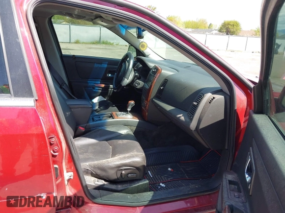 2004 Cadillac SRX with VIN 1GYEE63A640171883, listed as a IAAI auction lot 42094447 with 153,268 mi miles. Bid and sale history available at carsss.com. Image 5.