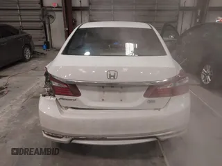 2016 Honda Accord Sedan LX with VIN 1HGCR2F31GA118046, listed as a IAAI auction lot 41606914 with 198,777 mi miles. Bid and sale history available at carsss.com. Image 16.