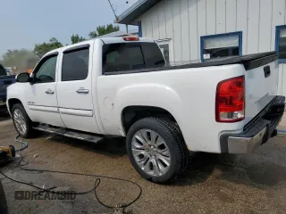 2008 GMC Sierra Denali z VIN 2GTEK638081191312, wystawiony jako Copart lot #63516914 z przebiegiem 261 810 mil mil oraz Szkody całkowita. Historia ofert i sprzedaży dostępna na DreamBid. Obrazek 2.