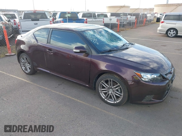 2013 Scion tC z VIN JTKJF5C76D3063593, wystawiony jako IAAI lot #41751475 z przebiegiem 59 520 mil mil oraz . Historia ofert i sprzedaży dostępna na DreamBid. Obrazek 1.