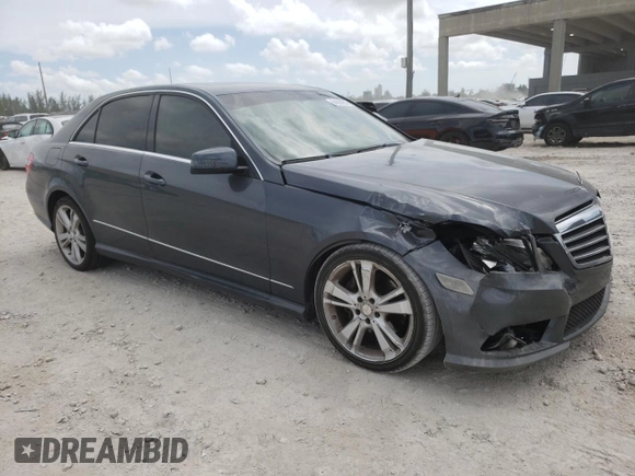 2013 Mercedes-Benz E 350 Luxury with VIN WDDHF5KBXDA769074, listed as a Copart auction lot 64065955 with 208,138 mi miles and Salvage title. Bid and sale history available at DreamBid. Image 4.