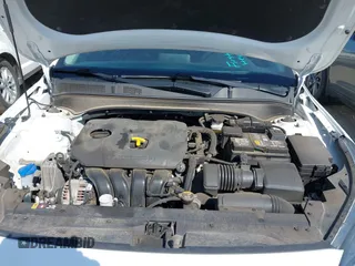 2022 Kia Forte LXS z VIN 3KPF24AD1NE479654, wystawiony jako IAAI lot #41950997 z przebiegiem 71 168 mil mil oraz . Historia ofert i sprzedaży dostępna na DreamBid. Obrazek 10.