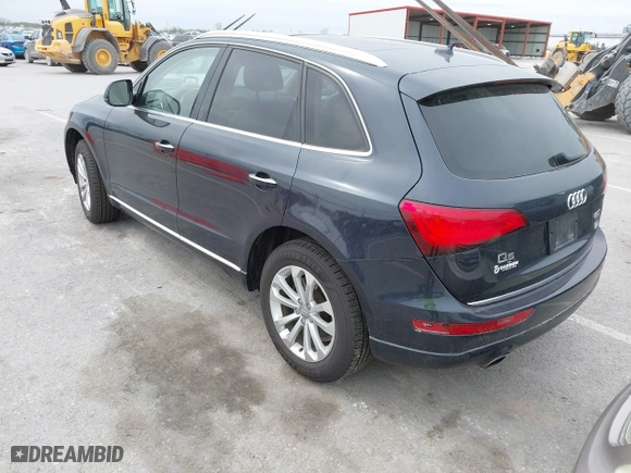 2015 Audi Q5 Premium Plus with VIN WA1LFAFP8FA099671, listed as a IAAI auction lot 42041178 with 169,242 mi miles. Bid and sale history available at carsss.com. Image 3.