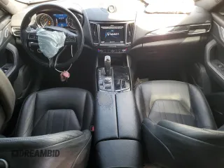 2020 Maserati Levante S z VIN ZN661YUA5LX344751, wystawiony jako Copart lot #53500525 z przebiegiem 90 090 mil mil oraz Szkoda całkowita • Salvage title. Historia ofert i sprzedaży dostępna na DreamBid. Obrazek 8.