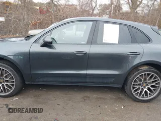 2019 Porsche Macan S с VIN WP1AB2A54KLB31467, выставлен на аукционе IAAI как лот 41554206 с пробегом 45 743 миль миль и . История ставок и продаж доступна на DreamBid. Изображение 15.