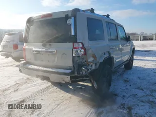 2008 Jeep Commander Limited z VIN 1J8HG58N38C196949, wystawiony jako IAAI lot #41311496 z przebiegiem 168 830 mil mil oraz . Historia ofert i sprzedaży dostępna na DreamBid. Obrazek 6.