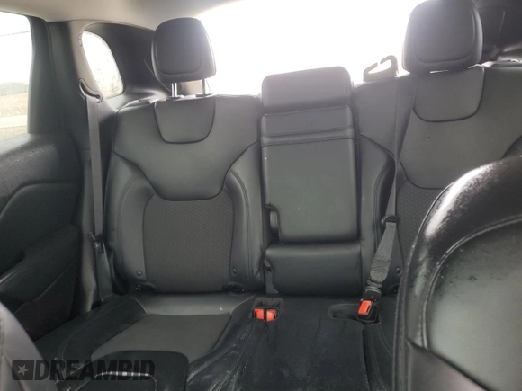 2019 Jeep Cherokee Altitude with VIN 1C4PJMLX6KD404671, listed as a Copart auction lot 50501945 with Not Provided miles and Salvage Title. Bid and sale history available at DreamBid. Image 10.