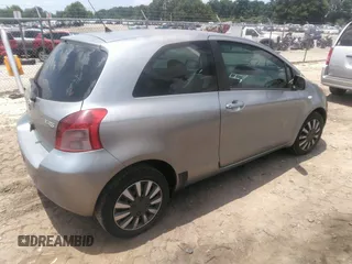 2007 Toyota Yaris с VIN JTDJT923975125938, выставлен на аукционе IAAI как лот 42447840 с пробегом Не указан миль и . История ставок и продаж доступна на DreamBid. Изображение 4.
