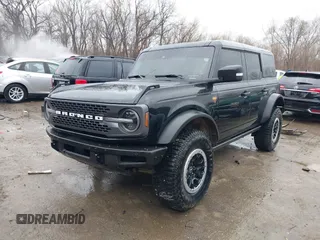 2022 Ford Bronco with VIN 1FMEE5DP7NLB44920, listed as a IAAI auction lot 41824834 with 55,254 mi miles. Bid and sale history available at carsss.com. Image 2.