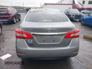 2013 Nissan Sentra S with VIN 3N1AB7AP5DL687071, listed as a IAAI auction lot 42041304 with 172,766 mi miles and . Bid and sale history available at DreamBid. Image 16.