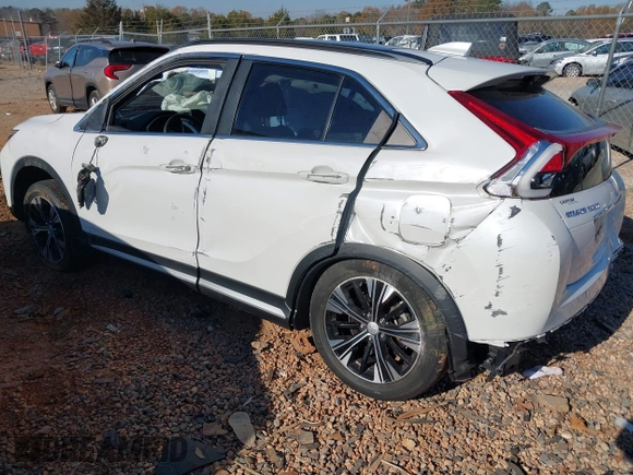 2020 Mitsubishi Eclipse Cross SE with VIN JA4AS5AA4LZ002069, listed as a IAAI auction lot 41016578 with 53,409 mi miles and . Bid and sale history available at DreamBid. Image 3.